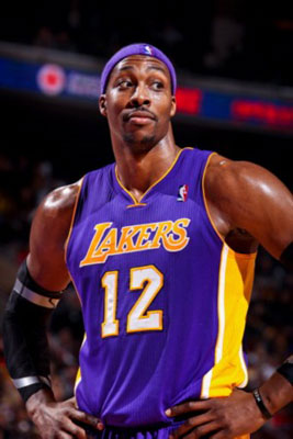 单场比赛4名效力英超球员进球，为荷兰国家队队史首次（荷兰国家队队史首次：单场四名英超球员建功）