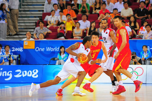 状态爆棚！布朗怒砍赛季新高42分，赛季第三次40+（火力全开！布朗42分创赛季新高，单季第三次40+）