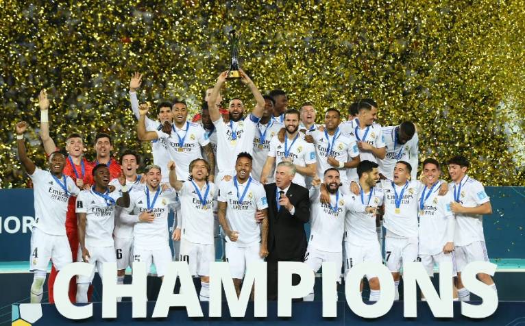 西甲官方：球员将戴紫色袖标参赛以支持国际消除对妇女暴力日（西甲官宣：球员佩戴紫色袖标出战，支持国际消除对妇女暴力日）