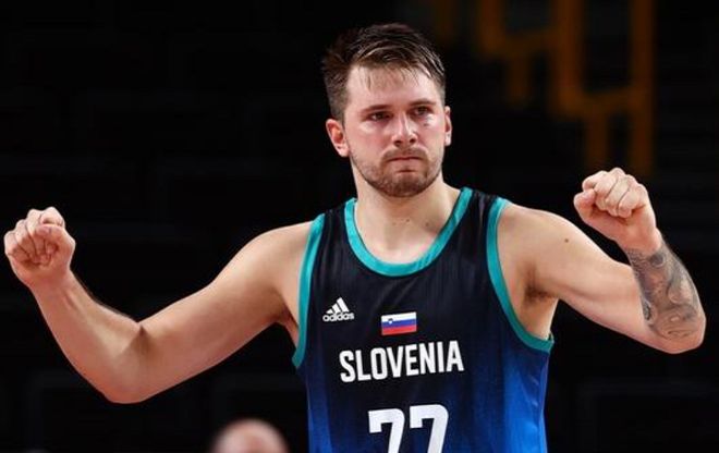 弗洛伦齐谈罗马vs那不勒斯争议判罚：拉赫马尼没有对科内犯规（弗洛伦齐评罗马战那不勒斯判罚争议：拉赫马尼并未对科内犯规）