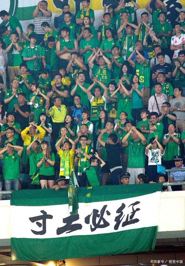 弗里克：拉菲尼亚回归对球队非常利好，我们仍有需要改进之处（弗里克：拉菲尼亚复出利好球队，但我们仍需提升）