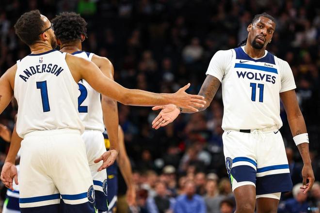 德拉富恩特：比赛没赢我们也很满意，接下来关注世界杯抽签（德拉富恩特：虽未取胜仍感满意，下一步聚焦世界杯抽签）