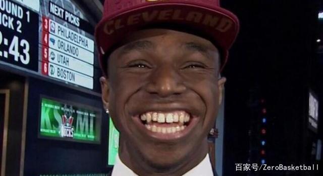 2026美加墨世界杯分组抽签结果出炉，姆巴佩、哈兰德小组赛相遇！（2026美加墨世界杯分组揭晓：姆巴佩与哈兰德同组相逢！）