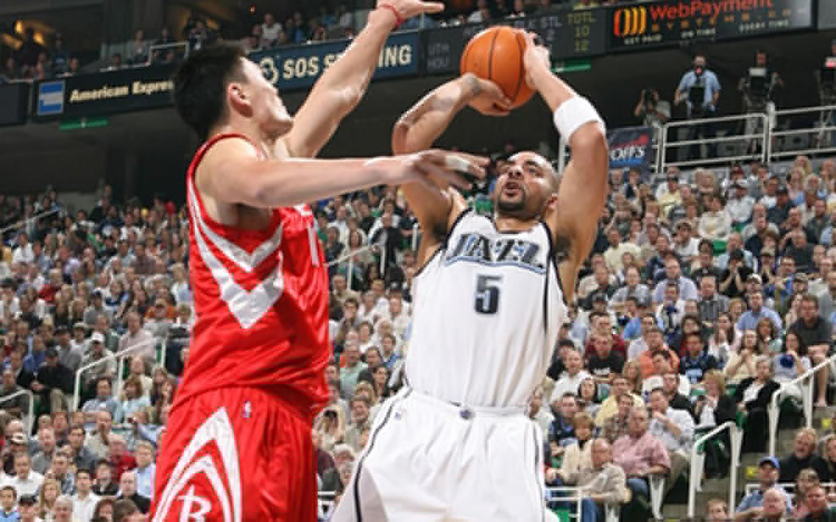 国米vs威尼斯：小图拉姆搭档皮奥；迪乌夫、苏契奇首发（国米迎战威尼斯：小图拉姆携手皮奥，迪乌夫、苏契奇先发）