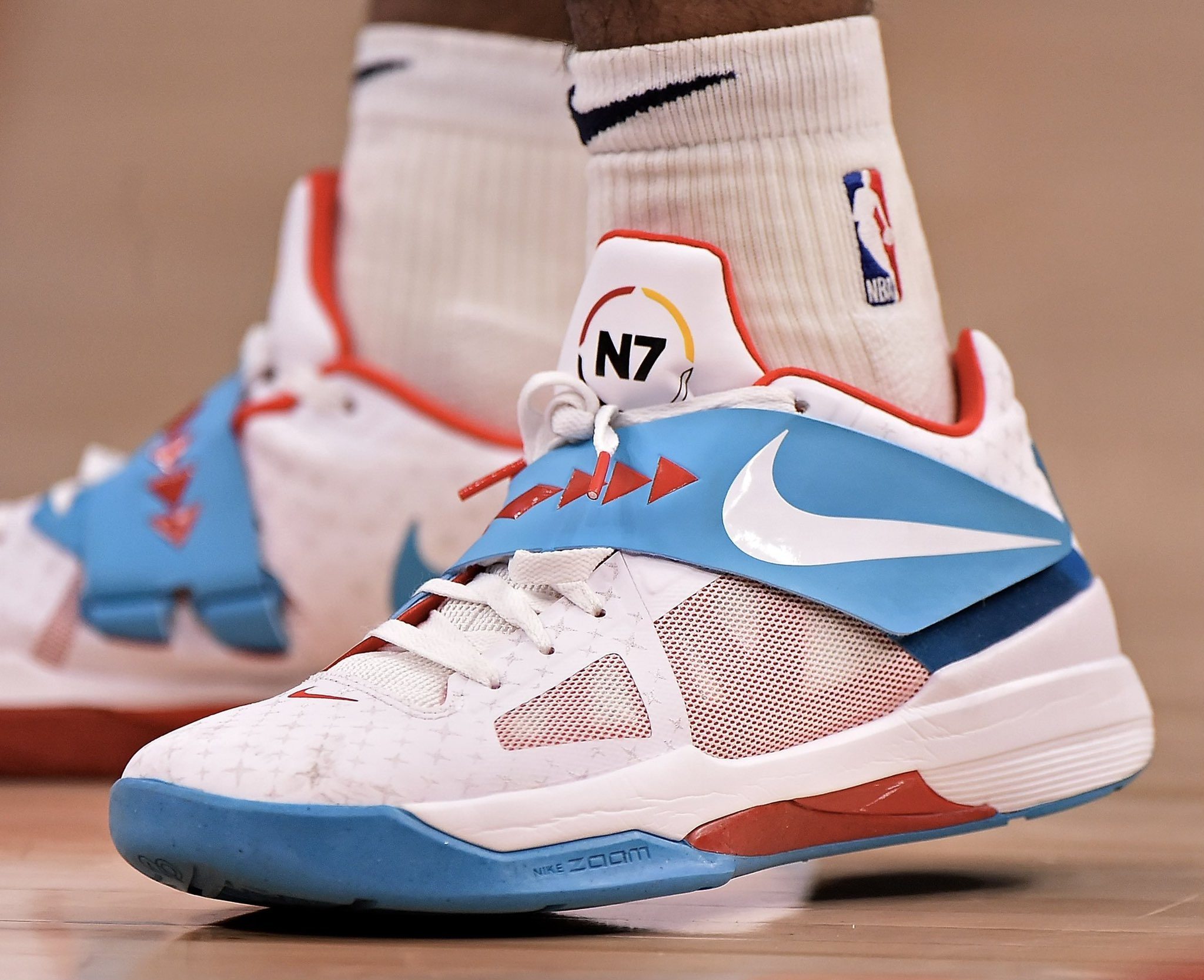 CBA球队战术变化分析（CBA球队战术演变解析）