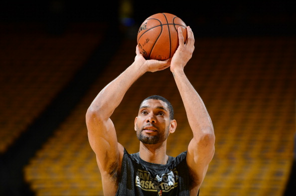 连续20场联赛进球2+，拜仁追平自己保持的德甲历史纪录（拜仁联赛连20场至少进2球，追平其保持的德甲历史纪录）