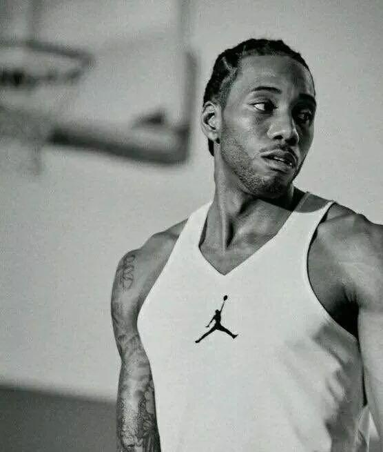 足球国足伤病名单更新，两人基本无缘（国足伤情更新：两名球员基本无缘出战）