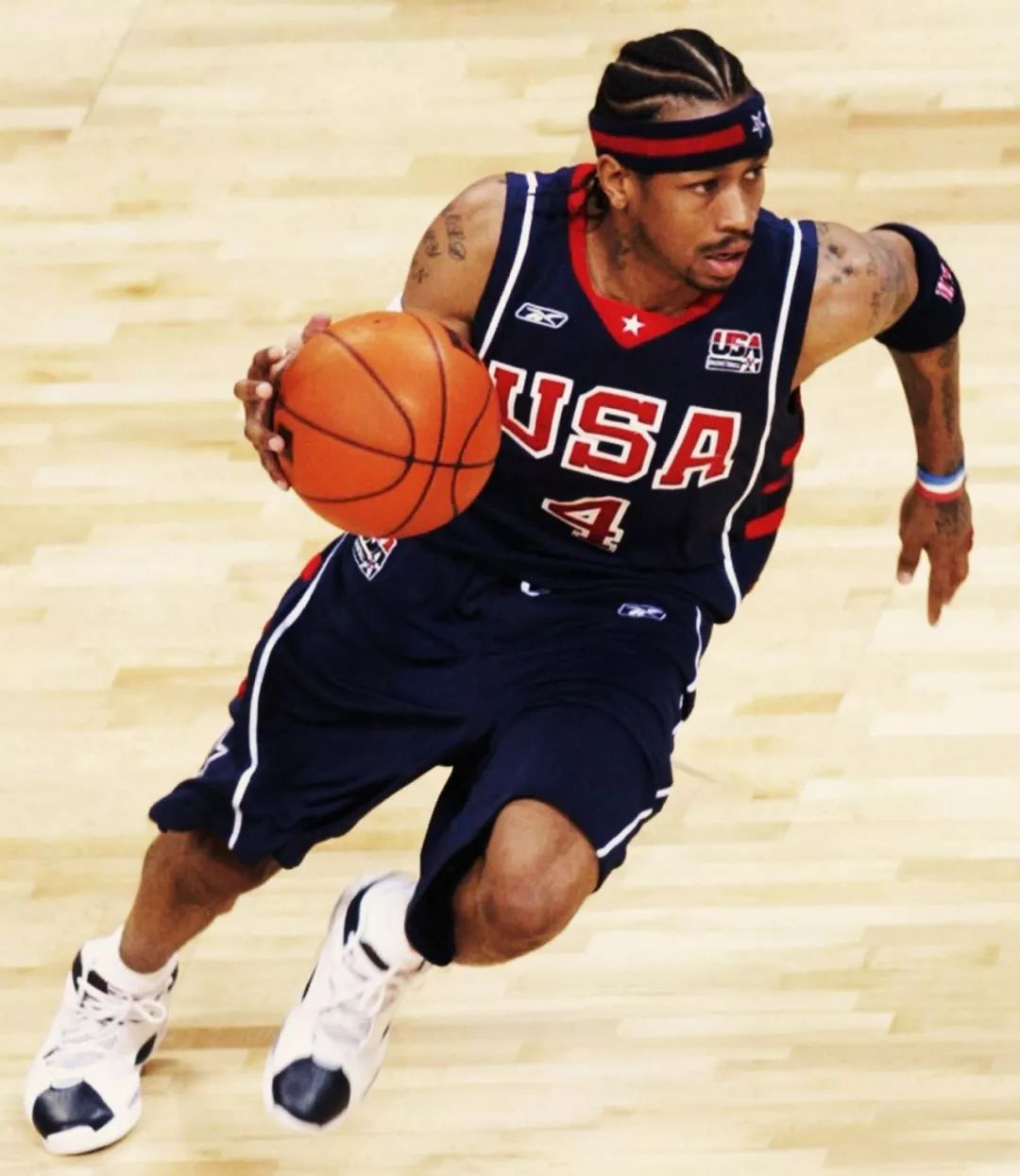 卡拉格痛批萨拉赫：可耻，自私，巨星特权不能这么搞（卡拉格怒斥萨拉赫：丢人又自私，别再滥用巨星特权）