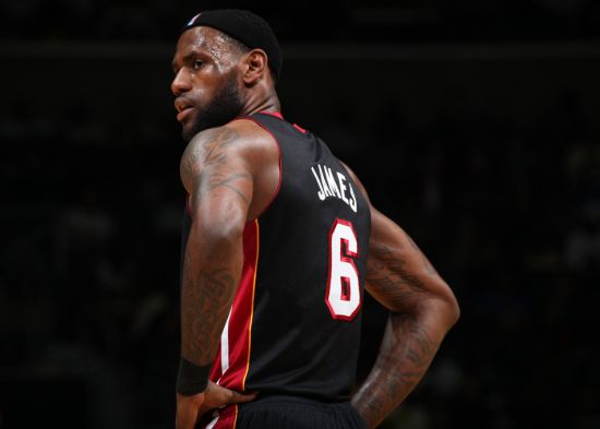 都体：弗拉霍维奇可能缺席尤文20场比赛，包括多场关键战役（都体：弗拉霍维奇或将缺席尤文多达20场，关键之战受波及）