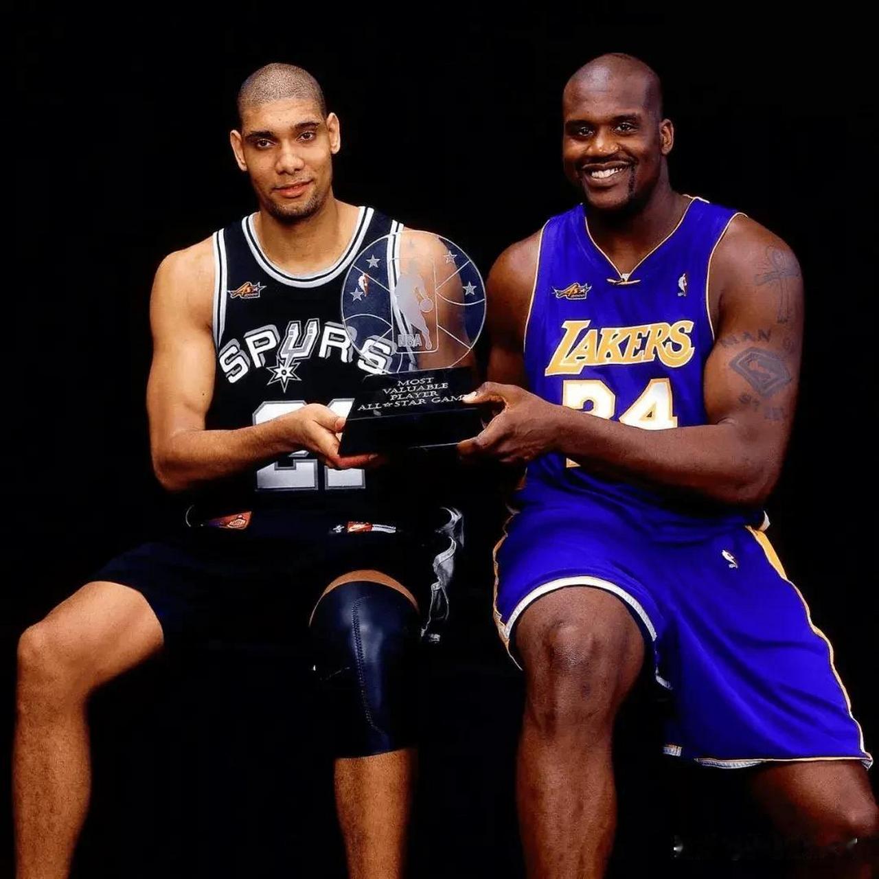 赛事回顾：尼克斯登顶杯赛，马刺随后的课题？（杯赛回眸：尼克斯夺冠，马刺如何应对后续挑战？）