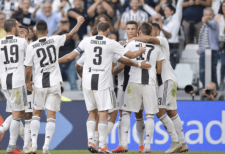 欧冠球员表现评析：C罗连续进球,（欧冠球员表现解读：C罗连场建功）