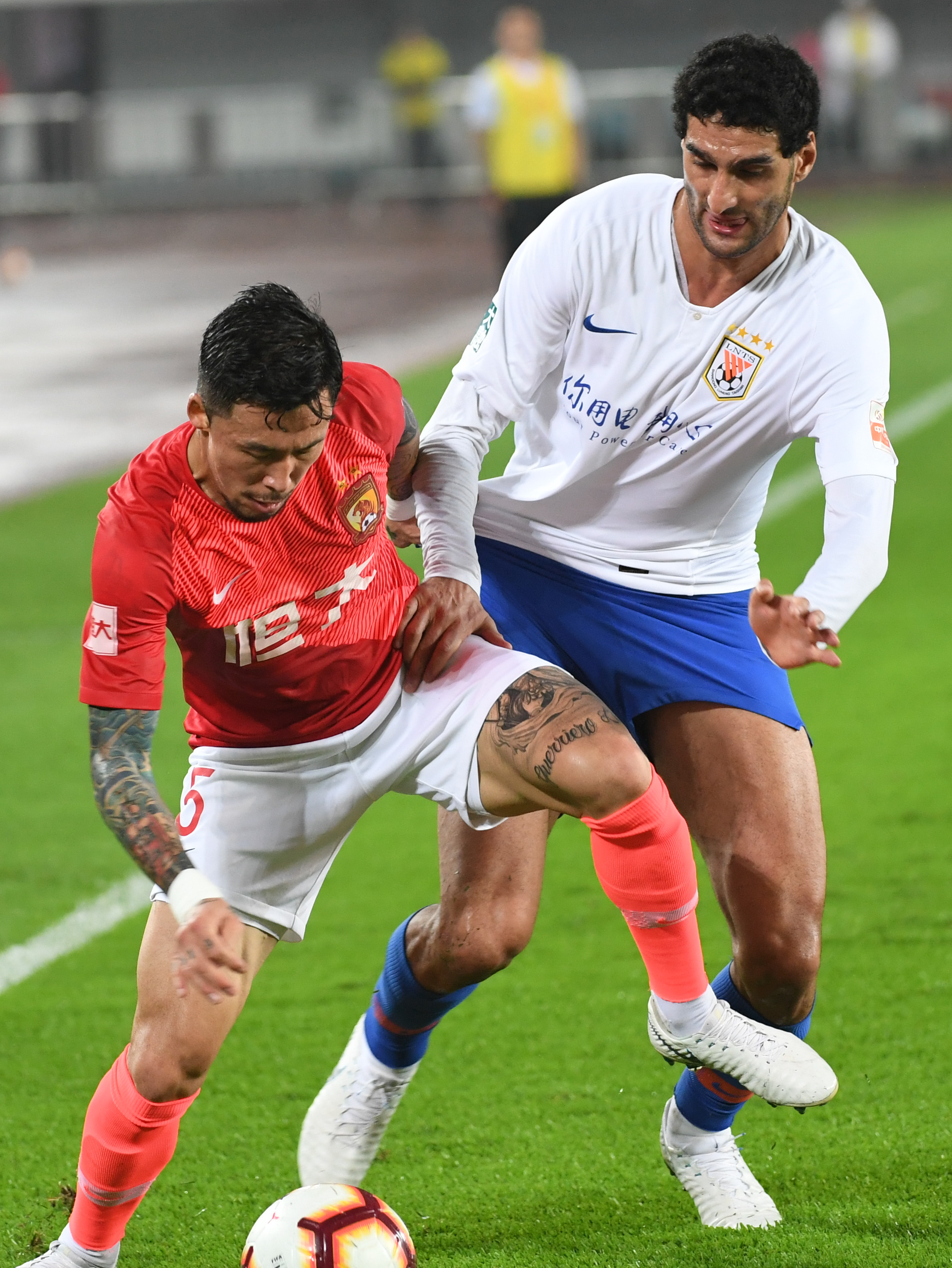 NBA掘金与凯尔特人鏖战三加时，比赛悬念十足（NBA掘金与凯尔特人激战三加时，悬念拉满）