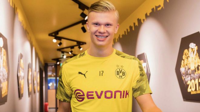 波利塔诺：踢法兰克福我们绝对要赢；我为斯帕莱蒂感到高兴（波利塔诺：战法兰克福非胜不可；为斯帕莱蒂感到欣喜）