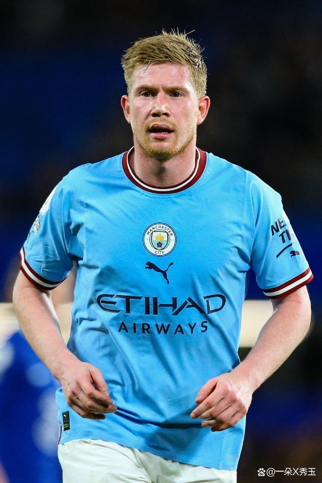 意大利杯尤文2-0乌迪内斯晋级，乔纳森-戴维、洛卡特利建功（意杯：尤文2-0击败乌迪内斯晋级，乔纳森-戴维与洛卡特利破门）