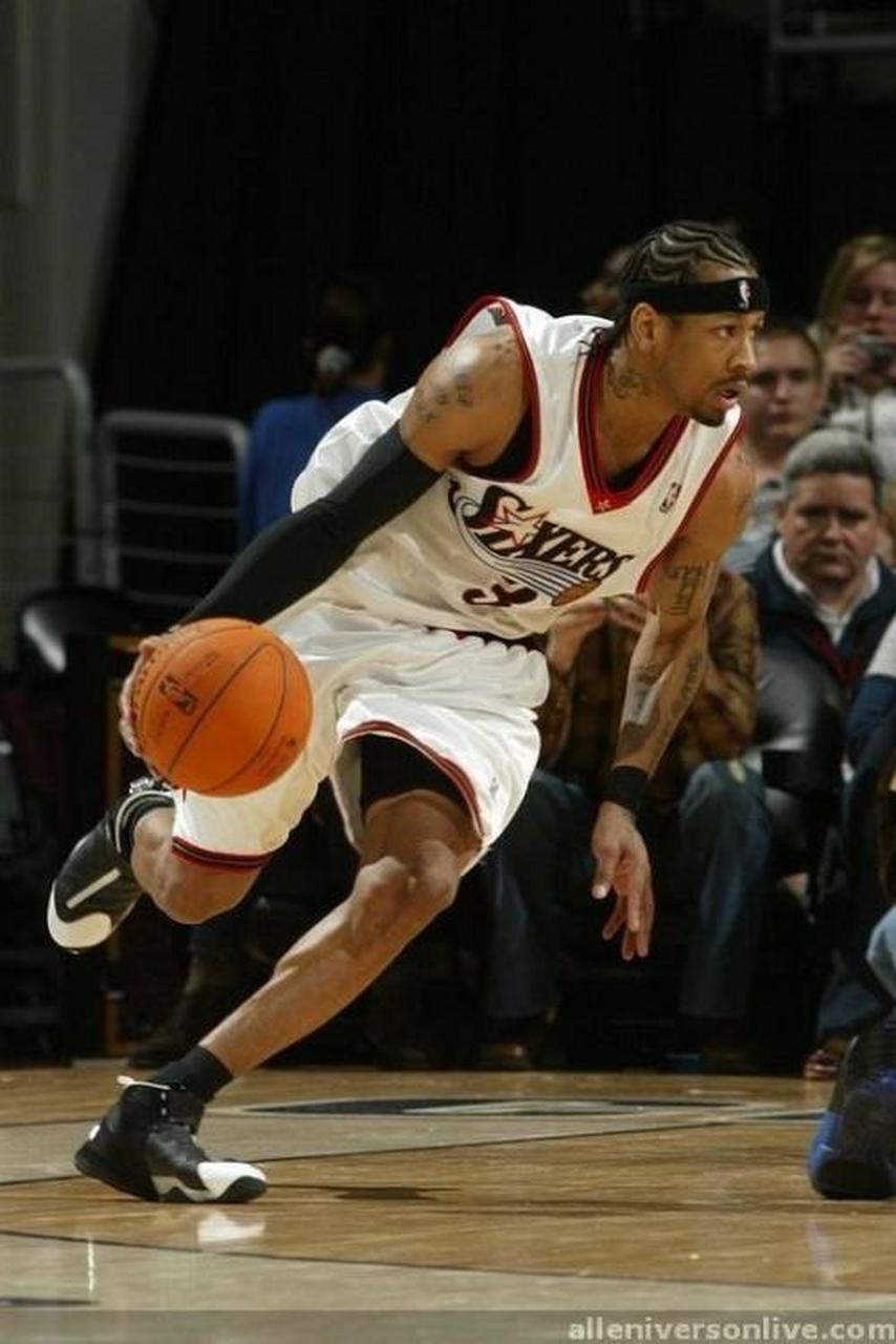 孔德斩获巴萨生涯欧冠首球，并上演职业生涯首次梅开二度（孔德攻入巴萨欧冠处子球，职业生涯首次完成梅开二度）