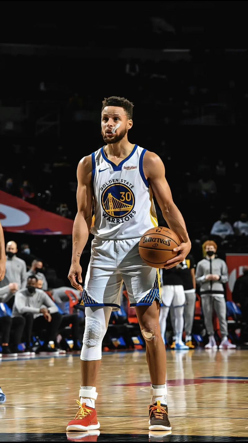 记者：曼联、切尔西、国米关注罗比尼奥之子（曝曼联、切尔西与国米有意签下罗比尼奥之子）